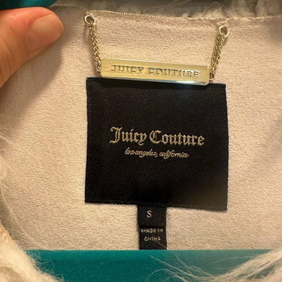 Faux Fur Vest in Ombre Pink and White. - Picture 4 of 6